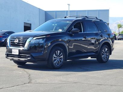 Used 2022 Nissan Pathfinder SV
