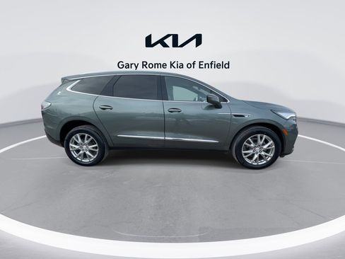 Used 2022 Buick Enclave Essence w/ Experience Buick Package AWD/4WD image 9