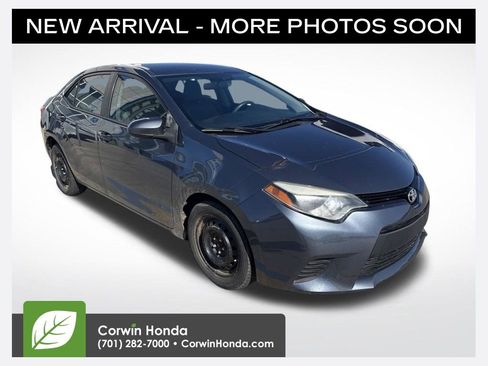 Used 2014 Toyota Corolla LE FWD image 1