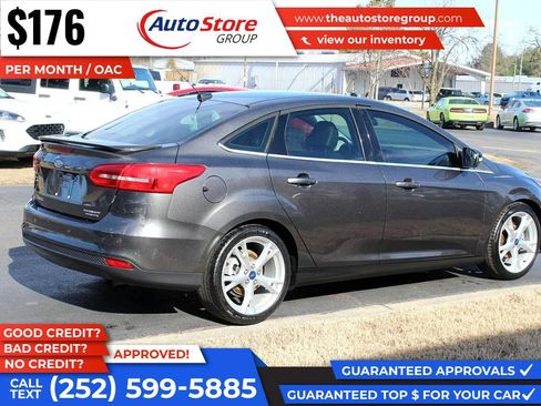 Used 2015 Ford Focus Titanium image 6
