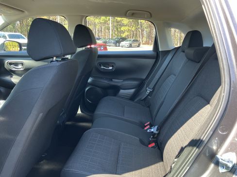 Certified 2025 Honda HR-V LX image 31