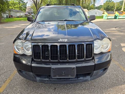 Used 2010 Jeep Grand Cherokee Laredo AWD/4WD image 16