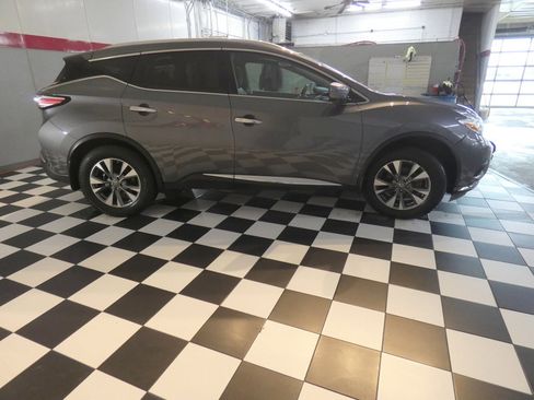 Used 2017 Nissan Murano SL image 4