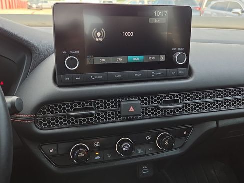 Used 2025 Honda HR-V Sport image 18