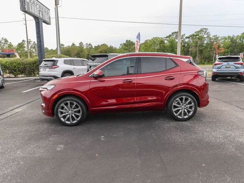 Used 2024 Buick Encore GX Avenir w/ Avenir Technology Package FWD image 5