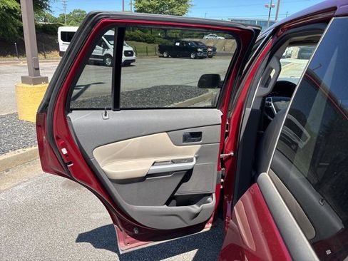 Used 2013 Ford Edge SEL FWD image 4