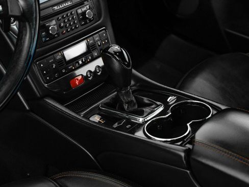 Used 2014 Maserati GranTurismo Sport image 20