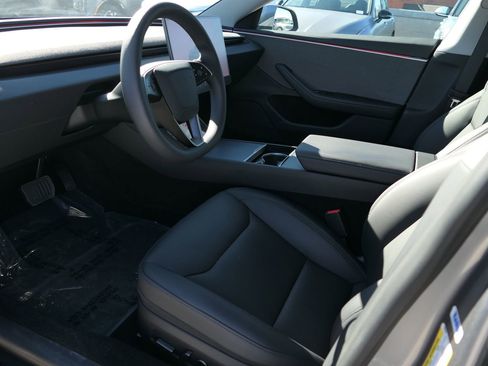 Used 2025 Tesla Model 3 Long Range image 12