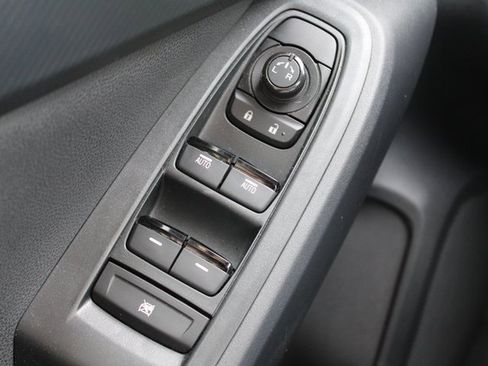 Used 2024 Subaru Crosstrek 2.0i Premium w/ Crosstrek Mirror Package image 32