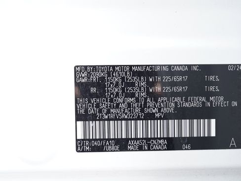 Used 2024 Toyota RAV4 XLE w/ Convenience Package FWD image 38