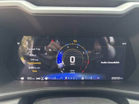 Used 2025 Chevrolet Colorado Trail Boss AWD/4WD image 28