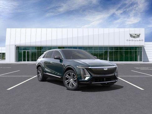 New 2025 Cadillac Lyriq Luxury image 1