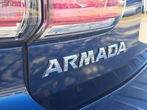 Used 2018 Nissan Armada SL w/ Moonroof Package RWD image 11