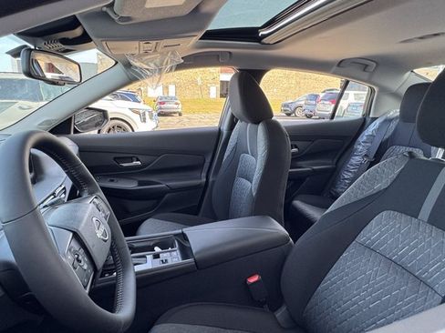 New 2026 Nissan Sentra SV w/ SV Convenience Package FWD image 22
