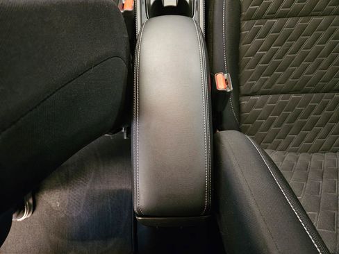 Certified 2022 Nissan Kicks SV image 20