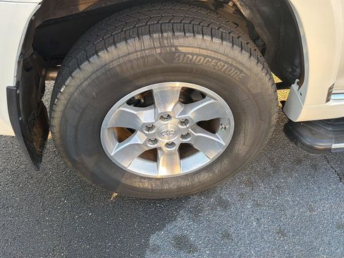Used 2011 Toyota 4Runner 2WD image 36