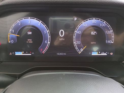 Used 2024 Jeep Grand Cherokee L Laredo RWD image 21