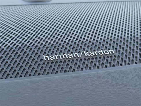 New 2026 Volvo XC90 B6 Plus w/ Protection Package Premier image 31