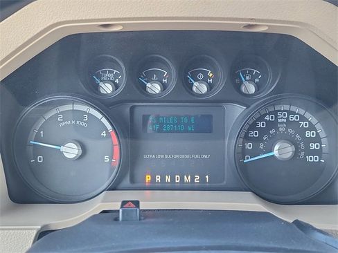 Used 2011 Ford F250 XLT w/ XLT Interior Pkg image 24