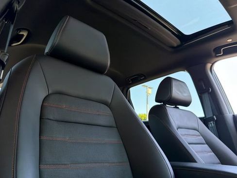 Used 2025 Honda CR-V Sport Touring image 21
