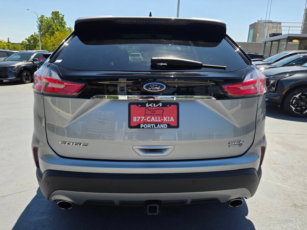 Used 2020 Ford Edge SEL w/ Convenience Package AWD/4WD image 4
