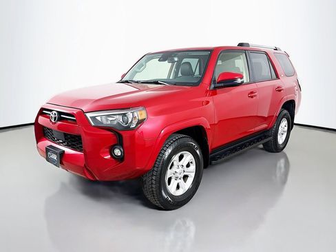 Used 2024 Toyota 4Runner SR5 Premium image 3