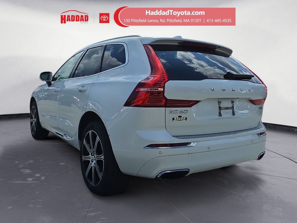 Used 2021 Volvo XC60 T5 Inscription AWD/4WD image 3