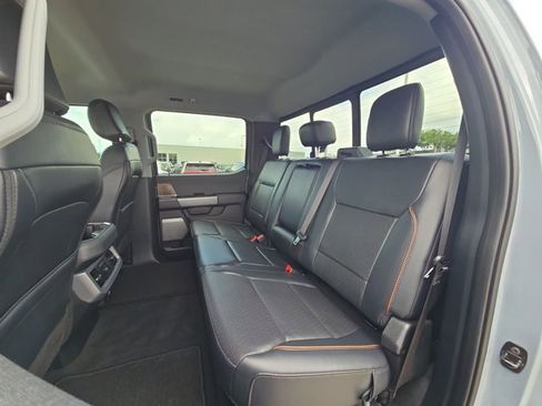 Used 2025 Ford F250 Lariat w/ Lariat Ultimate Package image 18