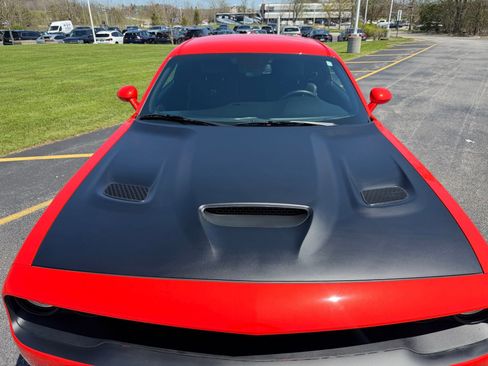 Used 2021 Dodge Challenger R/T Scat Pack RWD image 9