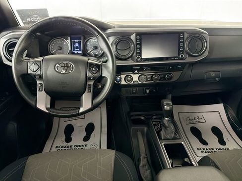 Used 2021 Toyota Tacoma TRD Sport AWD/4WD image 22
