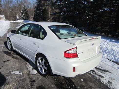 Used 2009 Subaru Legacy 2.5i Limited image 21