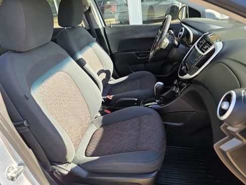 Used 2017 Chevrolet Sonic LT w/ Fun and Sun Package FWD image 19