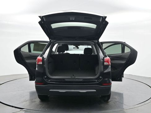 Used 2023 Chevrolet Equinox LT FWD image 36