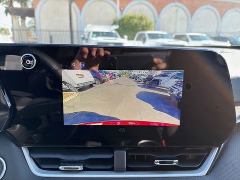 New 2026 Chevrolet Equinox LT w/ LPO, Floor Liner Package image 34