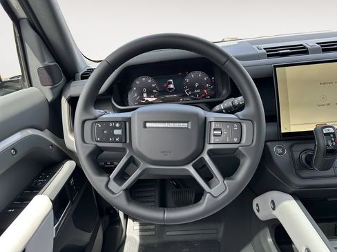 New 2026 Land Rover Defender 110 X-Dynamic SE AWD/4WD image 12