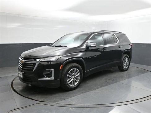 Used 2022 Chevrolet Traverse LT image 34