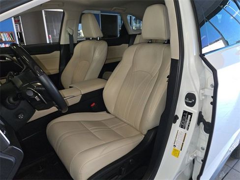 Used 2022 Lexus RX 450hL Luxury w/ Cold Area Package (CT) image 11