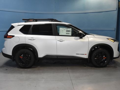 New 2026 Nissan Rogue SV AWD/4WD image 19