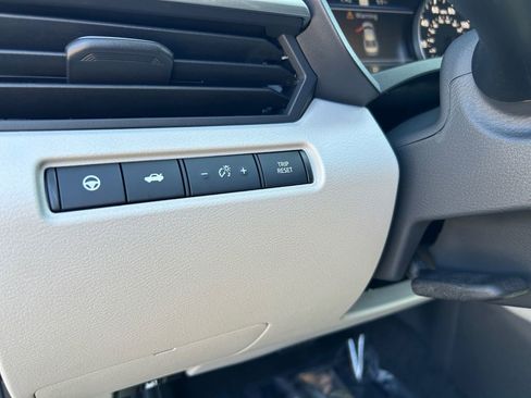 Used 2024 Nissan Altima 2.5 SV w/ SV Premium Package image 21