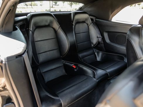 Used 2020 Ford Mustang Premium RWD image 40