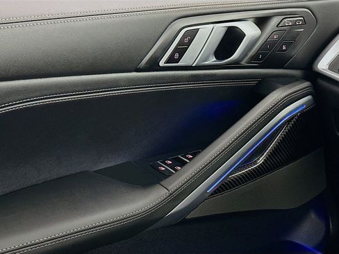 Used 2025 BMW X6 M60i image 15