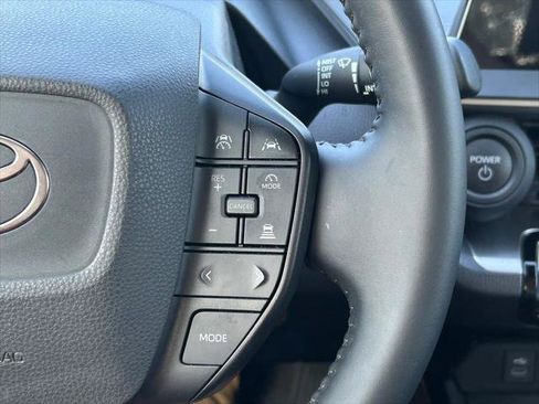 Certified 2023 Toyota Prius LE AWD/4WD image 34