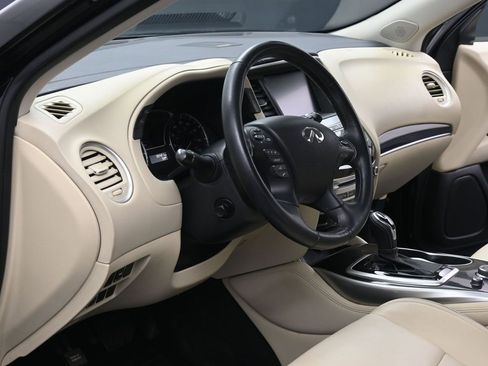 Used 2019 INFINITI QX60 Luxe w/ Essential Package image 7