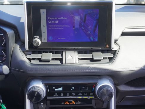 Certified 2023 Toyota RAV4 LE FWD image 17