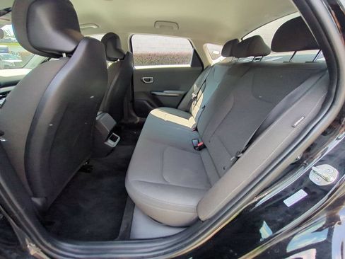 Used 2025 Kia K4 FWD image 27