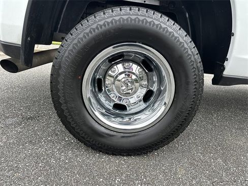 Used 2024 RAM 3500 Big Horn image 17