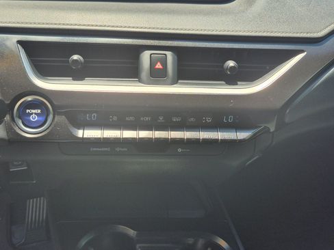 Used 2021 Lexus UX 250h w/ Accessory Package (Z1) AWD/4WD image 22
