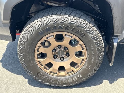 New 2026 Toyota Tacoma 4x4 Double Cab Hybrid image 5