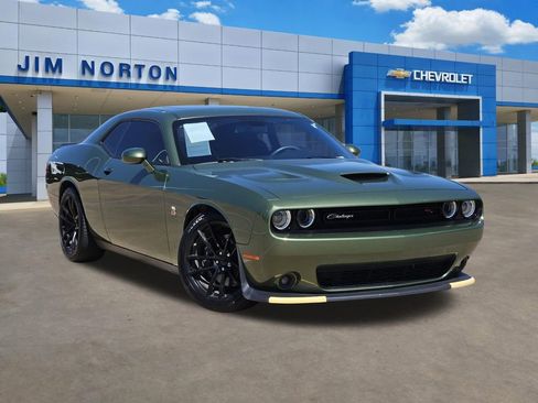 Used 2023 Dodge Challenger R/T Scat Pack RWD image 1