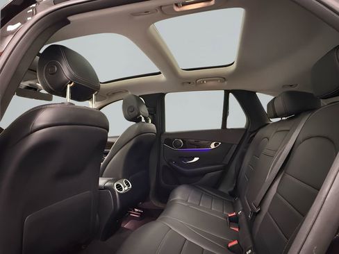 Used 2021 Mercedes-Benz GLC 300 image 14